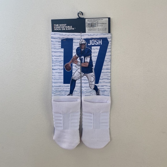 Strideline Buffalo Bills Quarterback Josh Allen Crew Socks M/L New w/tags! - Picture 1 of 6